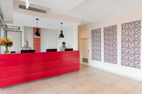 Oaks Elan Darwin - Sydney Tourism 1