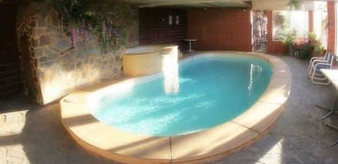 Granada Motor Inn Adelaide - Sydney Tourism 0
