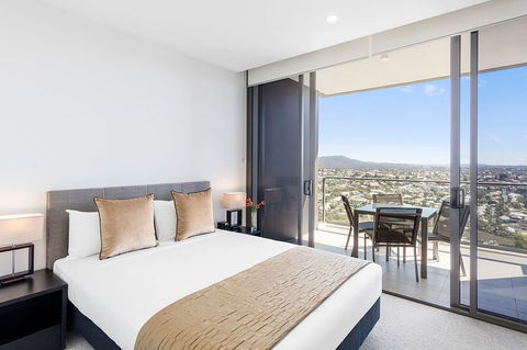 The Milton Brisbane - Sydney Tourism 1