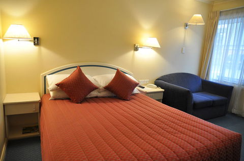 Sunrise Motor Inn - Sydney Tourism 1