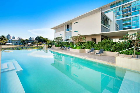 ULTIQA Freshwater Point Resort - Sydney Tourism 2