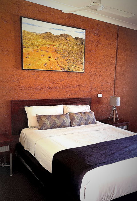 Gidgee Inn - Sydney Tourism 1