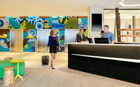 Holiday Inn Express Adelaide City Centre - Sydney Tourism 2