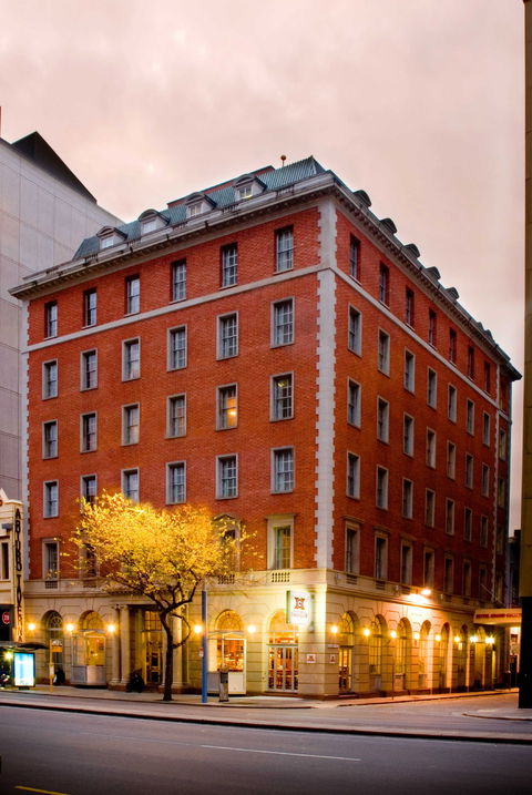 Hotel Grand Chancellor On Currie - Sydney Tourism 0