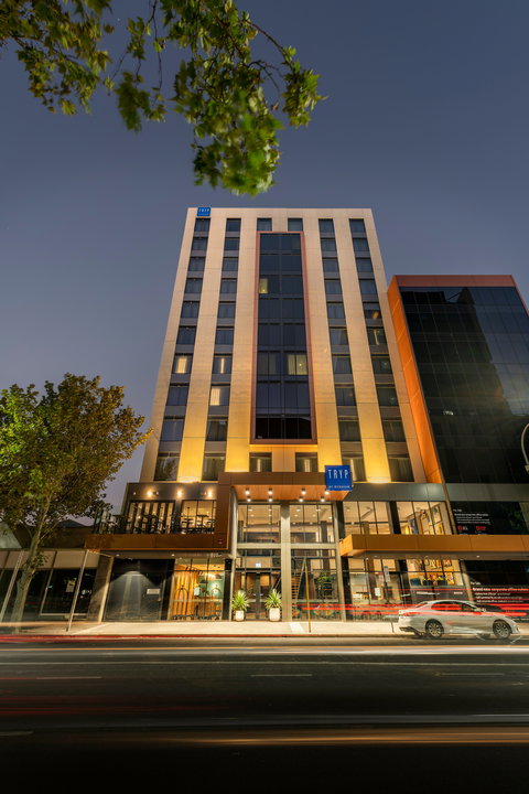 TRYP by Wyndham Pulteney Street - Sydney Tourism 2