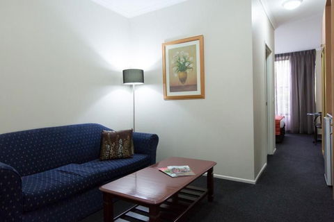 Barkly Motor Lodge - Sydney Tourism 8