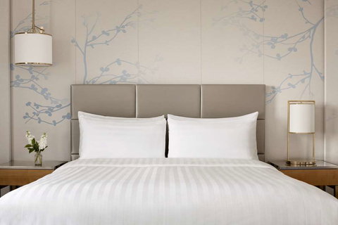 Shangri-La Hotel Sydney - Sydney Tourism 13