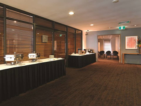 Adina Apartment Hotel Sydney Town Hall - Sydney Tourism 13