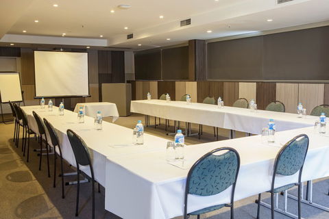 Metro Aspire Hotel Sydney - Sydney Tourism 13