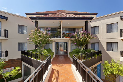 Astra Apartments The Griffin - Sydney Tourism 2