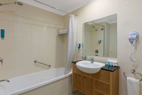 Nesuto Canberra Apartment Hotel - Sydney Tourism 3