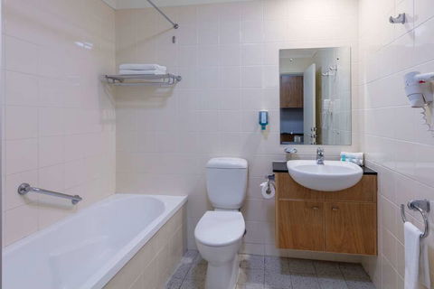 Nesuto Canberra Apartment Hotel - Sydney Tourism 4