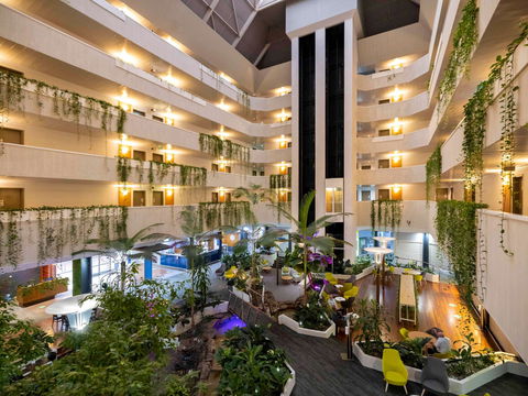 Novotel Darwin Atrium - Sydney Tourism 2