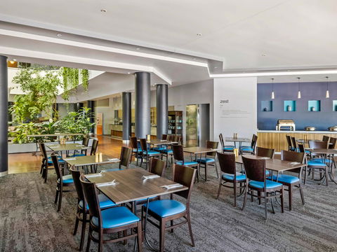 Novotel Darwin Atrium - Sydney Tourism 11