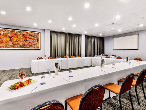 Novotel Darwin Atrium - Sydney Tourism 10