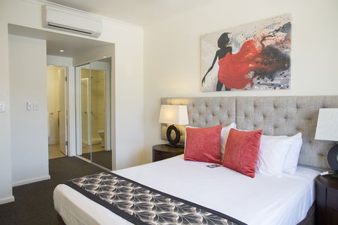Metro Advance Apartments & Hotel - Sydney Tourism 7