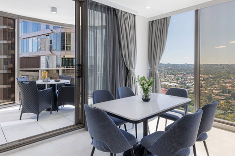 Meriton Suites George St - Sydney Tourism 2