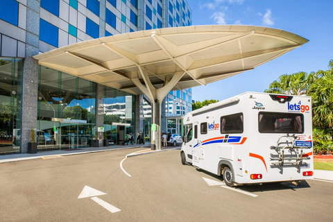 Holiday Inn Sydney Airport - Sydney Tourism 1