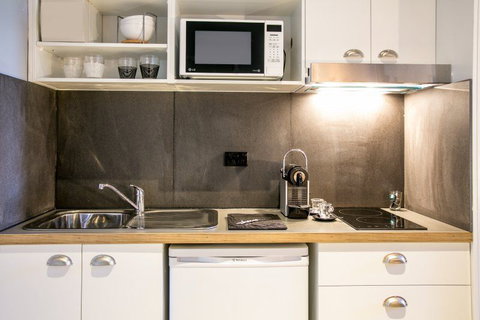 The Urban Newtown - Sydney Tourism 0