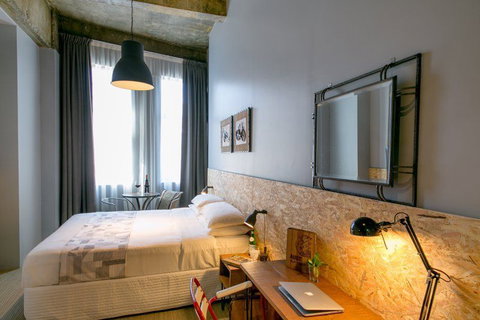 The Urban Newtown - Sydney Tourism 1