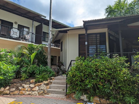 Palms City Resort - Sydney Tourism 0