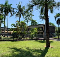 Pine Tree Motel - Sydney Tourism