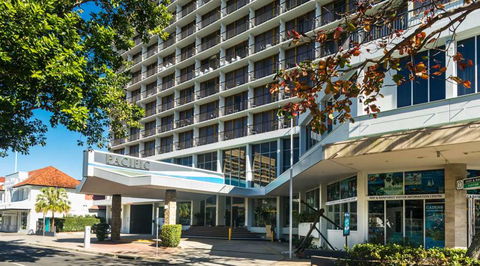 Pacific Hotel Cairns - Sydney Tourism 1
