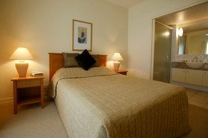 Mowbray By The Sea Holiday Apartments - Sydney Tourism 1