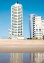 Pacific Views Resort on Main Beach - Sydney Tourism 0