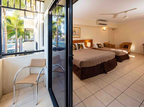 Cairns Queenscourt - Sydney Tourism 2