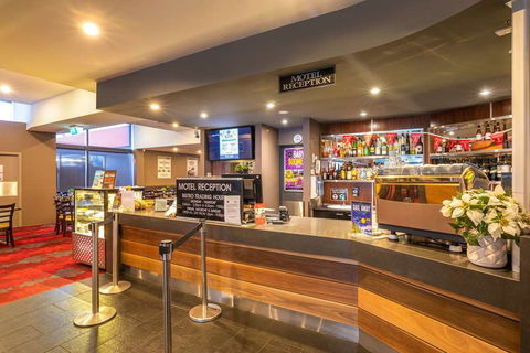 Nightcap At Keysborough Hotel - Sydney Tourism 2