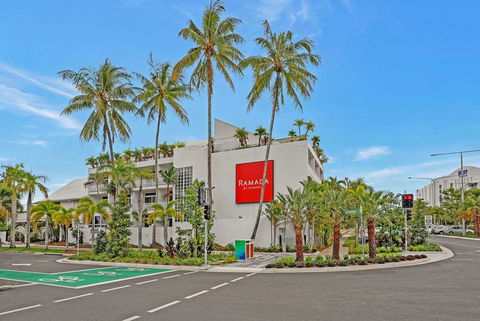 Ramada By Wyndham Cairns City Centre - Sydney Tourism 0