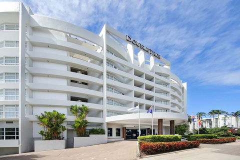 DoubleTree By Hilton Cairns - Sydney Tourism 0