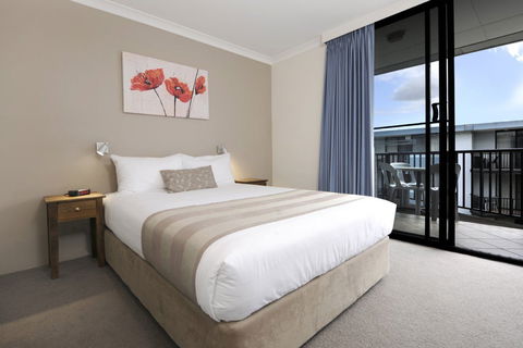 Assured Waterside Apartments - Sydney Tourism 1