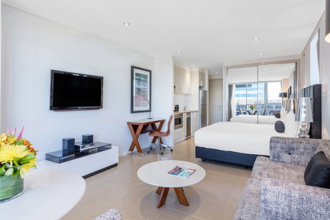 Meriton Suites Broadbeach - Sydney Tourism 0