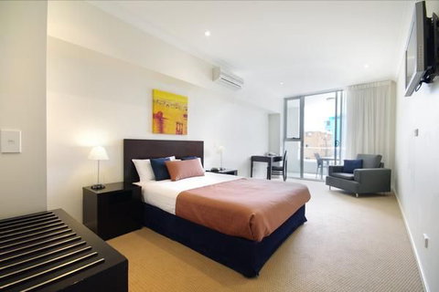 Macquarie Waters Boutique Apartment Htl - Sydney Tourism 2