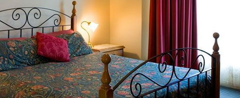 John Pirie Motor Inn - Sydney Tourism 0