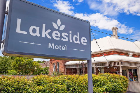 Hamilton Lakeside Motel - Sydney Tourism 2