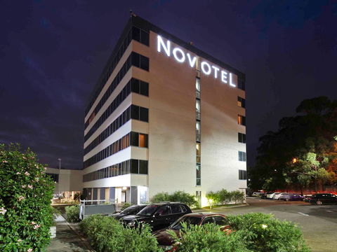 Novotel Sydney Rooty Hill - Sydney Tourism 0