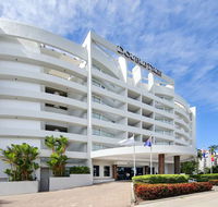 DoubleTree by Hilton Cairns - Sydney Tourism