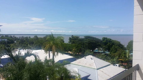 Cairns Plaza Hotel - Sydney Tourism 12