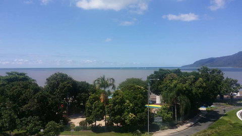 Cairns Plaza Hotel - Sydney Tourism 13