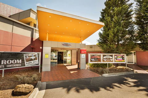 Nightcap At Coolaroo Hotel - Sydney Tourism 0