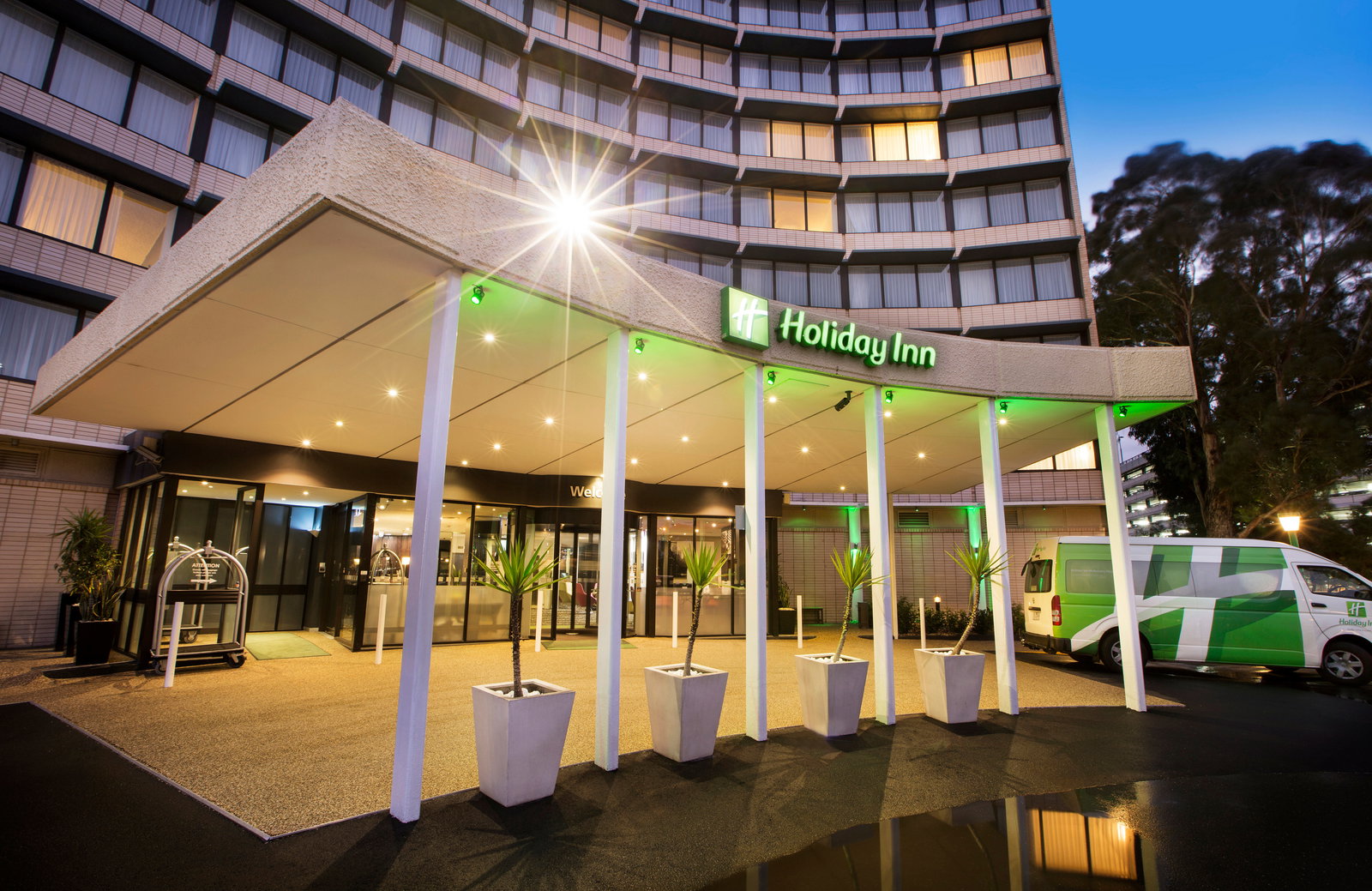 Tullamarine VIC Sydney Tourism