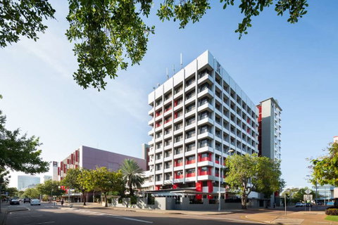 H on Smith Hotel - Sydney Tourism 1