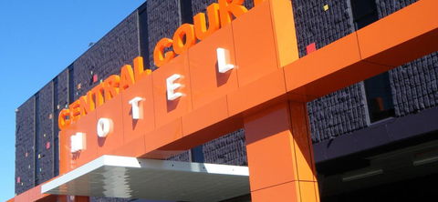 Warrnambool Central Court - Sydney Tourism 0
