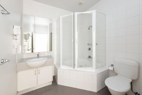 Lady Bay Resort - Sydney Tourism 2