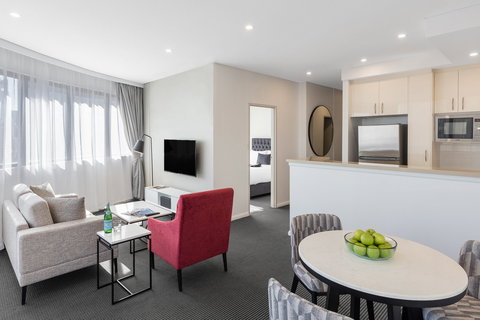 Meriton Suites Kent Street - Sydney Tourism 1