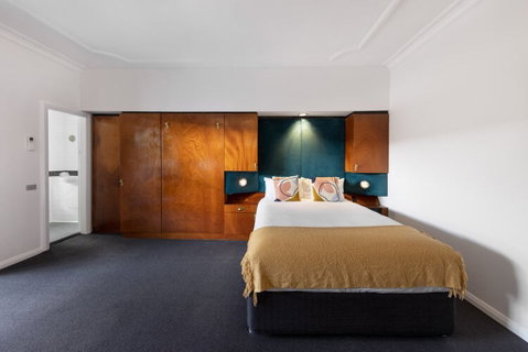 Regents Court - Sydney Tourism 1