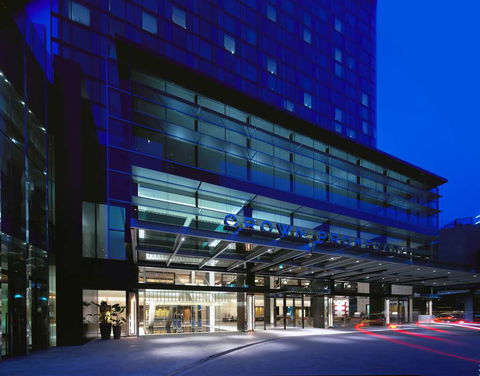 Crown Promenade Hotel - Sydney Tourism 0